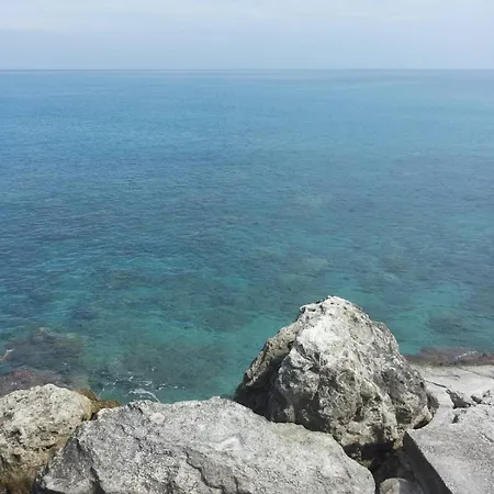 Ferienhaus La Pincoya - Depandance In Sul Mare, Caminia *
